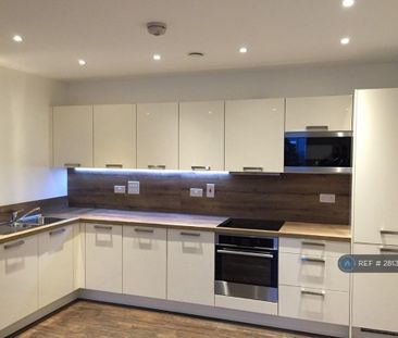 2 bedroom flat to rent - Photo 4