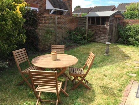 2 bedroom flat to rent - Photo 4