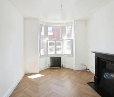 4 bedroom terraced house to rent - Photo 2