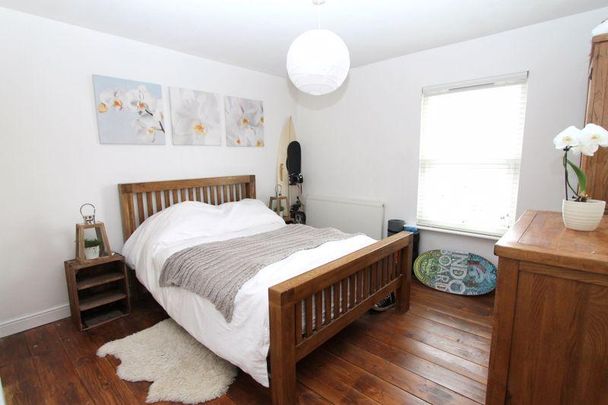 2 bedroom terraced house to rent - Photo 1