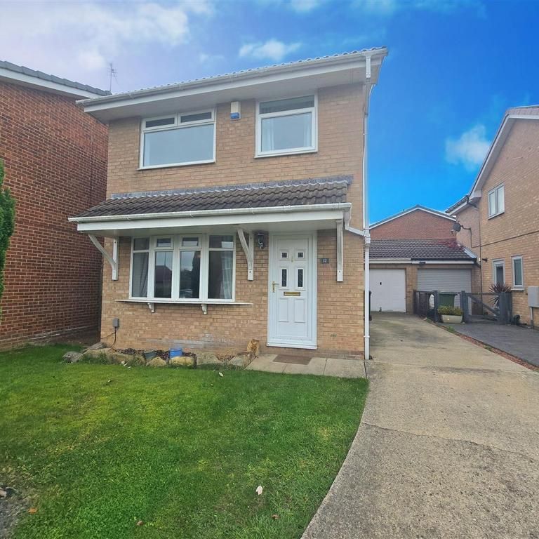 3 bedroom detached house to rent - Photo 1