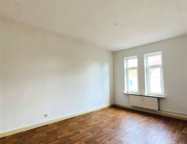 Helle 2-Zimmer-Wohnung mit Balkon in zentraler Lage // Iltisstraße, Kiel - Photo 1