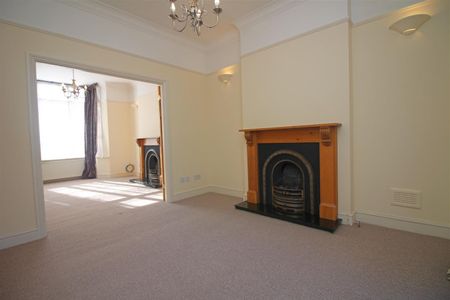 5 Bedroom House To Let - Photo 5
