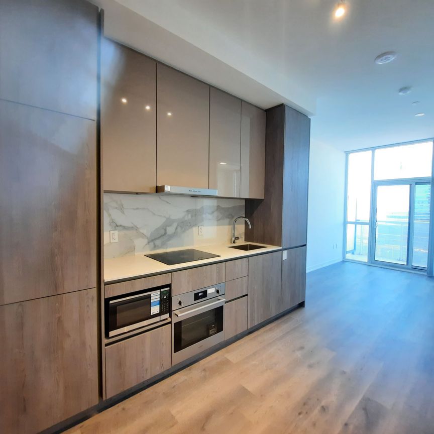 For Lease - 8 Interchange Way Unit# 606, Vaughan, Ontario - Photo 1