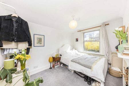 4 bedroom terraced house to rent - Photo 4
