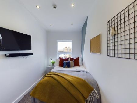 6 bedroom house to rent - Photo 3