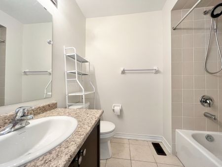 For Lease - 936 Castlemore Avenue, Markham, Ontario - Photo 4