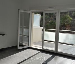 Location Appartement 2 pièces 43m² LA CIOTAT 13600 - Photo 2