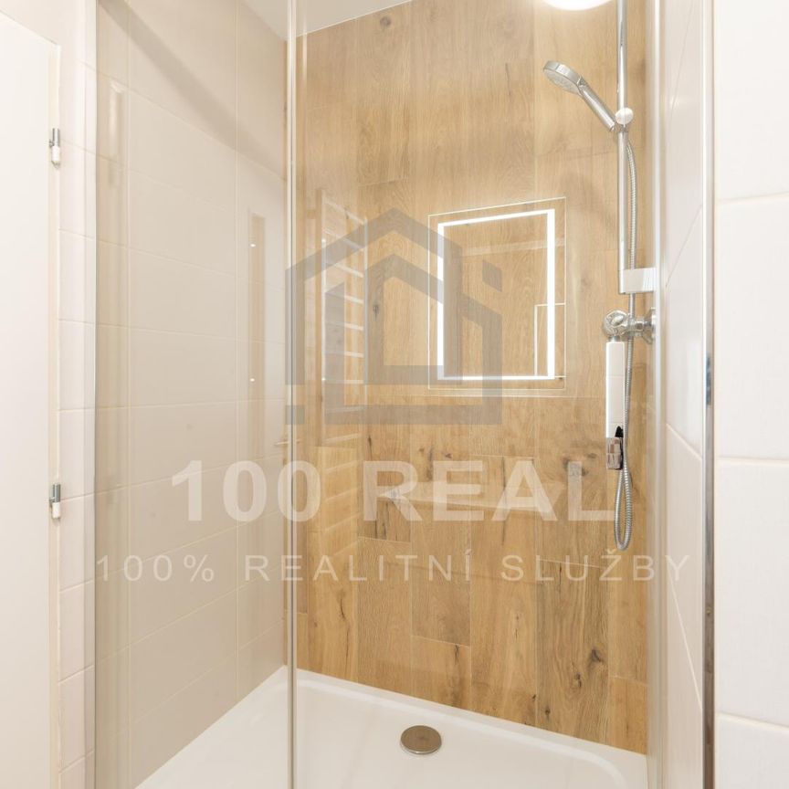 Pronájem bytu 1+kk, garsoniery 30 m², Hradec Králové - Photo 1