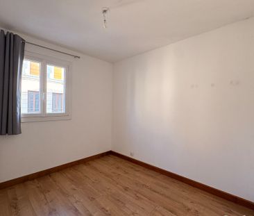 Location Appartement 3 pièces 66m² - Photo 3