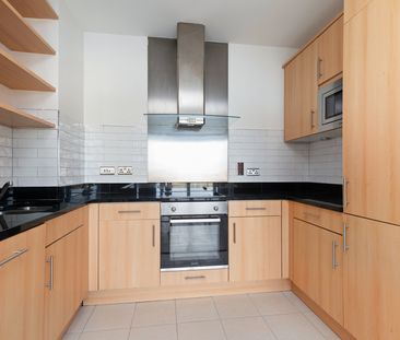 Longford House, Spencer Dock, Dublin 1, D01 F9V9 - Photo 1