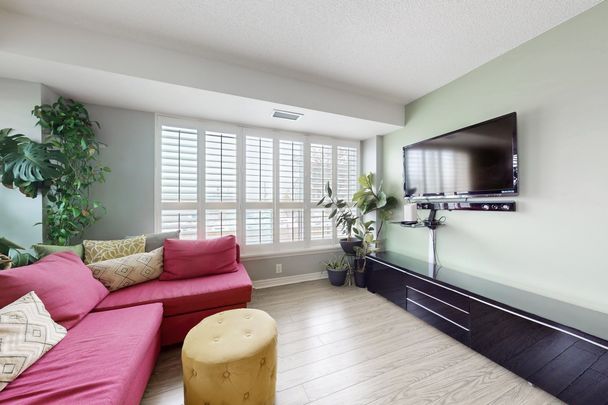 For Lease - 60 Fairfax Crescent Unit# 230, Toronto, Ontario - Photo 1