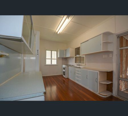 3 Brown Street, Norville, Qld 4670 - Photo 3