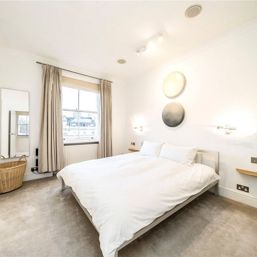 Palace Gardens Terrace, Kensington, W8, London - Photo 1