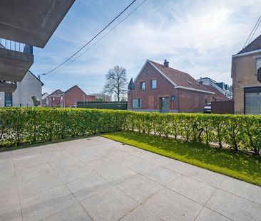 KRUISHOUTEM - Lichtrijk & ruim gelijkvloersapp. + terras op de Marolle - Photo 5