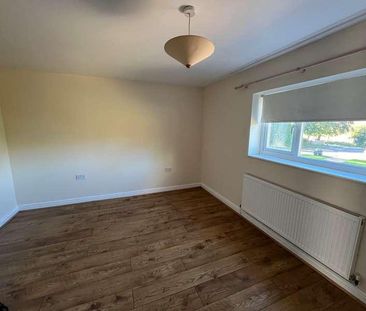 Church Close, Milton Malsor, Northampton, NN7 - Photo 3