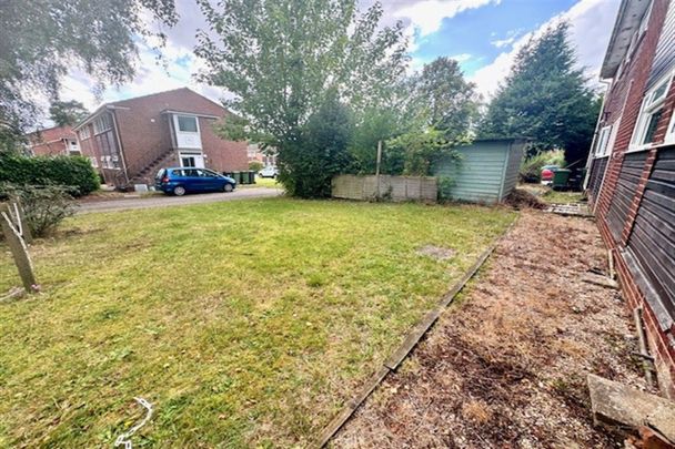 Charnwood Crescent, Chandlers Ford, SO53 - Photo 1