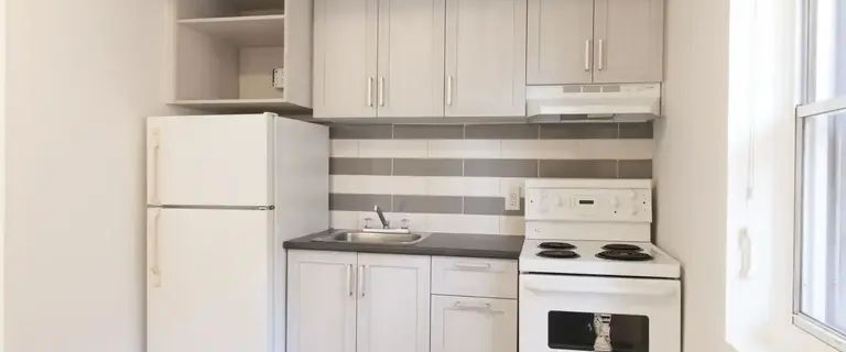 539 Prince-Arthur west | 539 Prince-Arthur west, Montreal - Photo 1