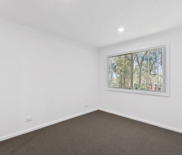 Bright and Sunny - Photo 3