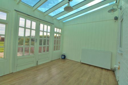 Brickfield Terrace, Wades Lane, Shotley, Ipswich - Photo 2