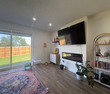 400 Buckthorn Dr, Kingston, ON K7P 0V6 - Photo 6