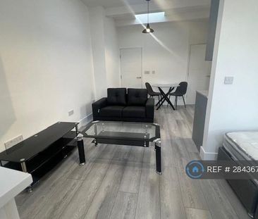 1 bedroom flat to rent - Photo 1