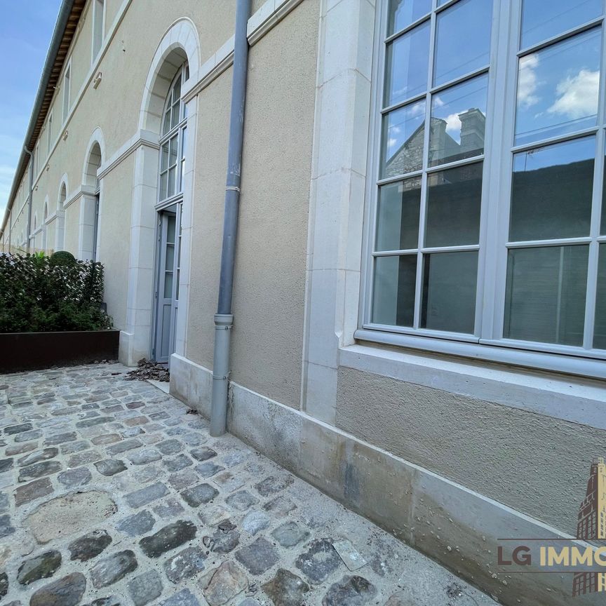 COMPIEGNE COMPIEGNE - TYPE 1 AVEC TERRASSE ET PARKING - Photo 1