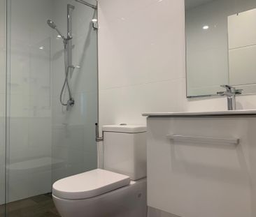 2 Bedrooms 2 Bathrooms With A Study Nook nearly NEW Apartment *The ... - Photo 5