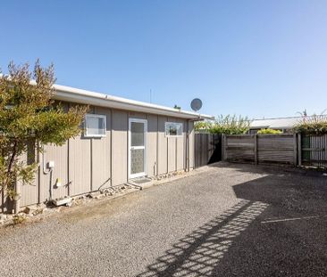 Charming 2BR Flat in Blenheim - Photo 5