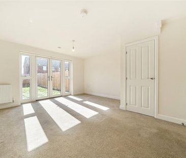 3 bedroom townhouse to rent Four Acre Drive, Houghton Conquest, Bedford, MK45 - Photo 1