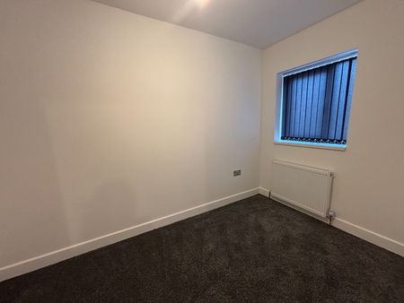 3 Bed Terraced House, Stoughton Street South, LE2 - Photo 2