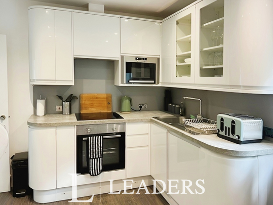 1 bedroom apartment to rent - Photo 1