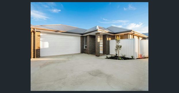 Securely Located within a Well-kept group of 4 - Photo 1