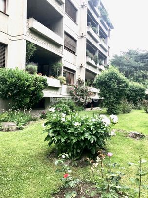 Spacieux et calme 4.5 pièces + cuisine avec balcon séparé à Sion - Foto 1