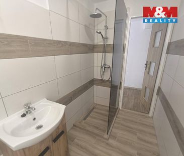 Pronájem bytu 2+1 46 m² - Photo 1