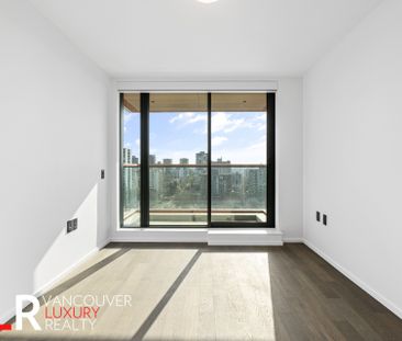 Condo in Downtown Vancouver, BC - Photo 2