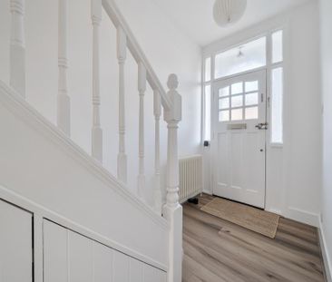 3 bedroom terraced house to rent - Photo 3