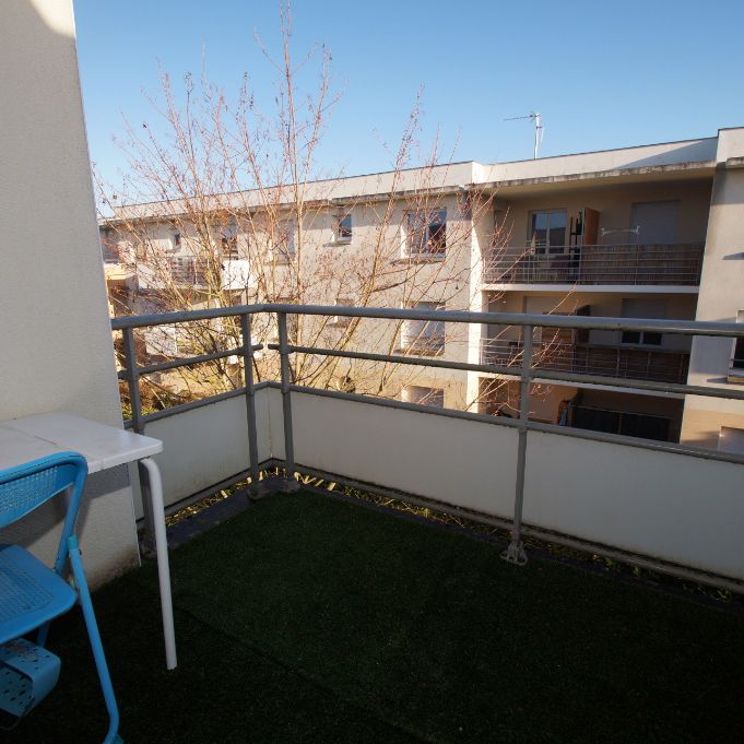 Poitiers, Appartement T2 avec parking et terrasse. - Photo 1