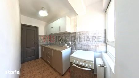 3 camere de inchiriat /Piata Kogalniceanu - Fotografie 2