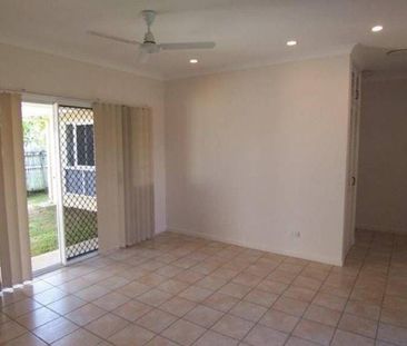 3 Eureka Cresent, Kirwan - Photo 1