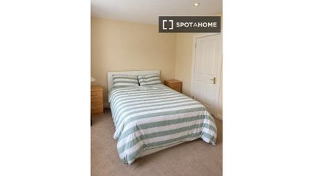 Bed in a room in a flat for rent, Cabra-Drumcondra, Dublin - Photo 3
