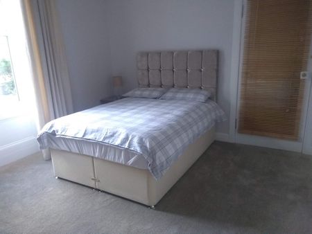 Room in a Shared House, Gilmore Place, EH3 - Photo 3