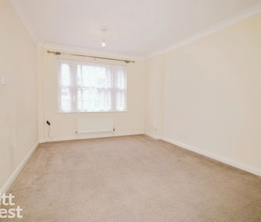 3 bedroom apartment to rent - Photo 1