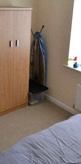 2 bedroom end of terrace house to rent - Photo 1