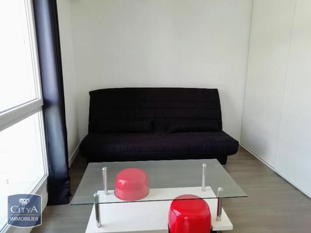 Location Appartement 1 pièce 26m² TOURS 37000 - Photo 2