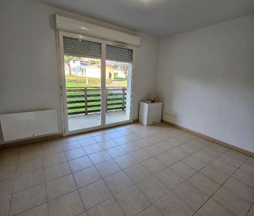 Location Appartement 2 pièces 36m² GALGON 33133 - Photo 2