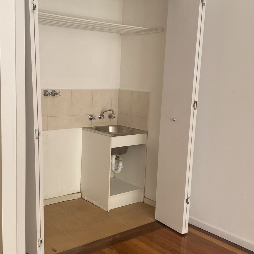 34 Pitt Street, Carlton VIC 3053 - House For Rent | Domain - Photo 1