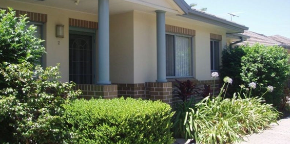 Modern & Spacious Villa In Convenient Locale - Photo 3