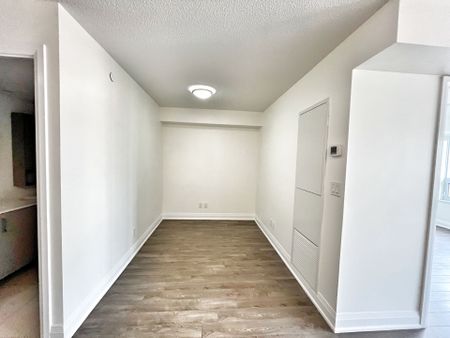 For Lease - 18 Uptown Drive Unit# 606, Markham, Ontario - Photo 3