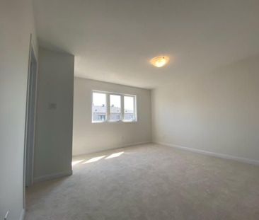 For Lease - 573 Lilith Street, Barrhaven, Ontario - Photo 3